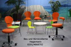 wartezimmerstuehle_(1).jpg