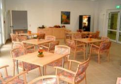 stuehle_fuer_senioren_kantine_tagespflage_pflegeheim_einrichtung_(26).jpg