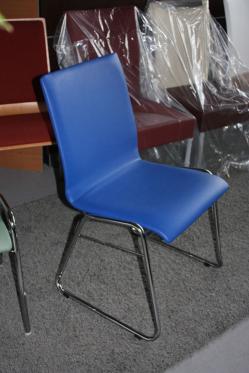 stuehle_fuer_saal_(48).jpg